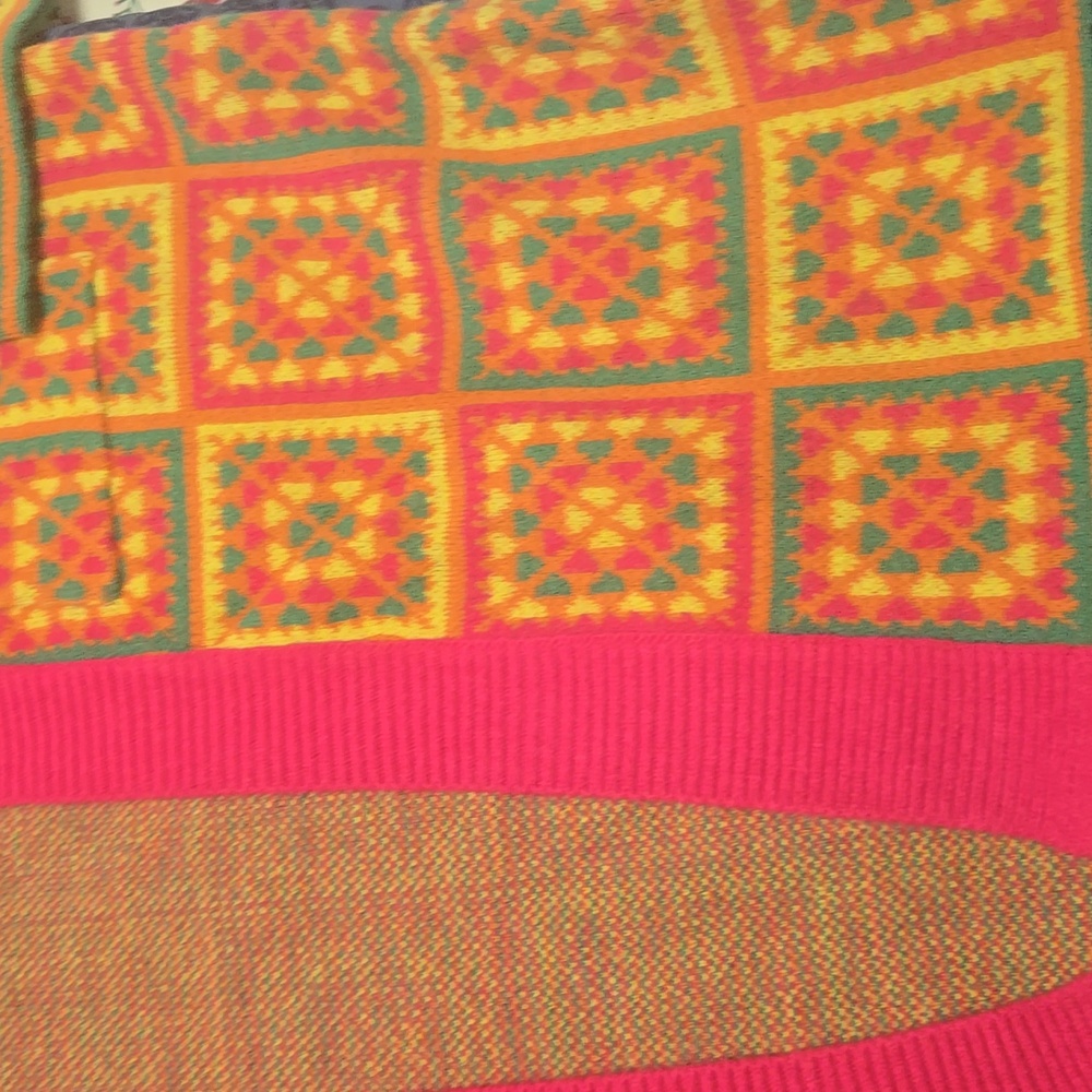 Colorful Geometric Patterned Cardigan - Picture 2 of 10